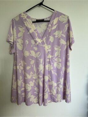 NWOT - Lane Bryant Lavender Floral V-Neck Tunic